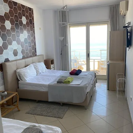 Z Pieknym Widokiem Apartamento Durrës
